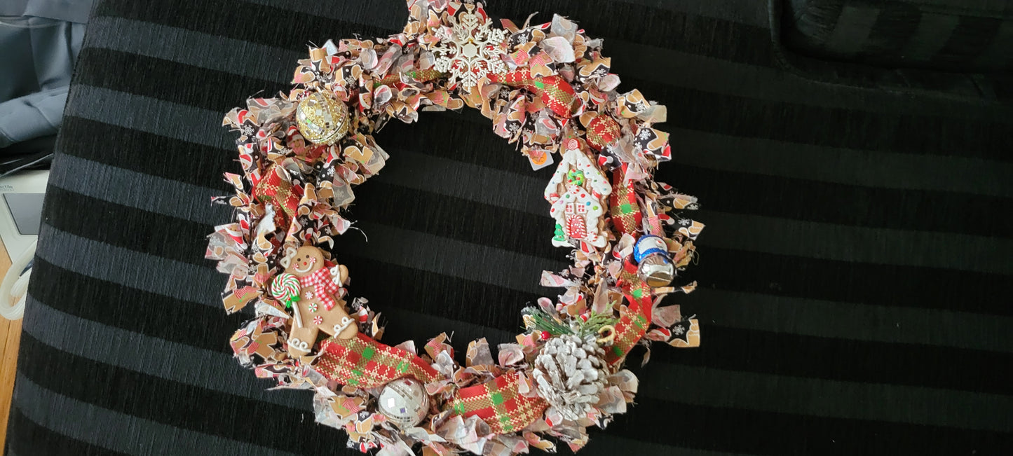 LG wreath