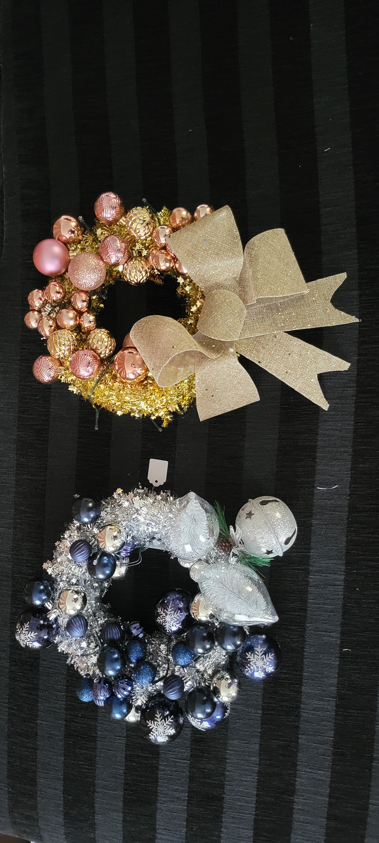 Lighted wreath